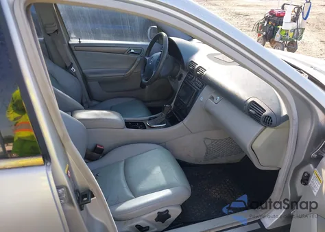 2003 Mercedes-Benz C 230 Kompressor Sport from USA, damaged, VIN WDBRF40J93A478498